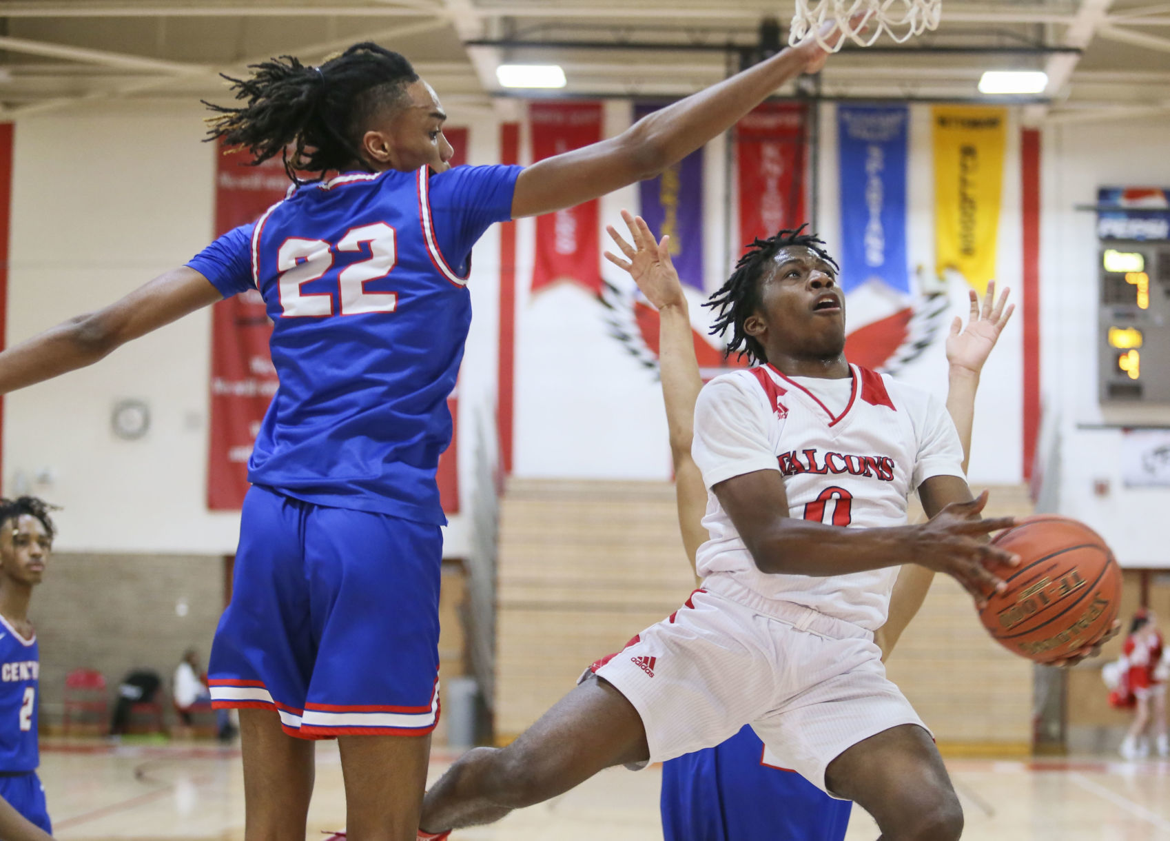 021120-qc-spt-cent-west-hoops-07.JPG